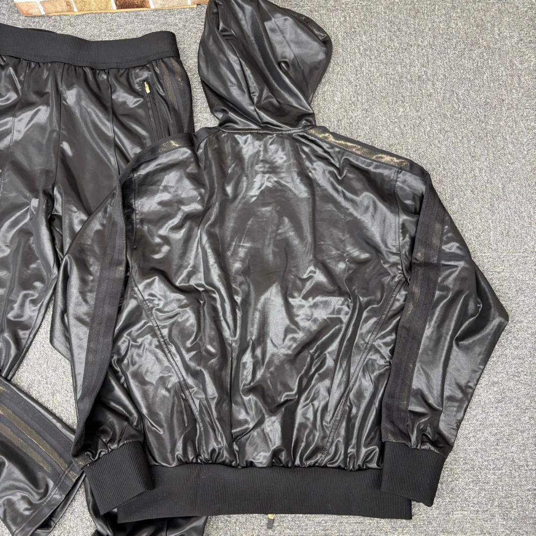 A14.adidas スタジアムゴールド ルーズフィットトラック セットアップ