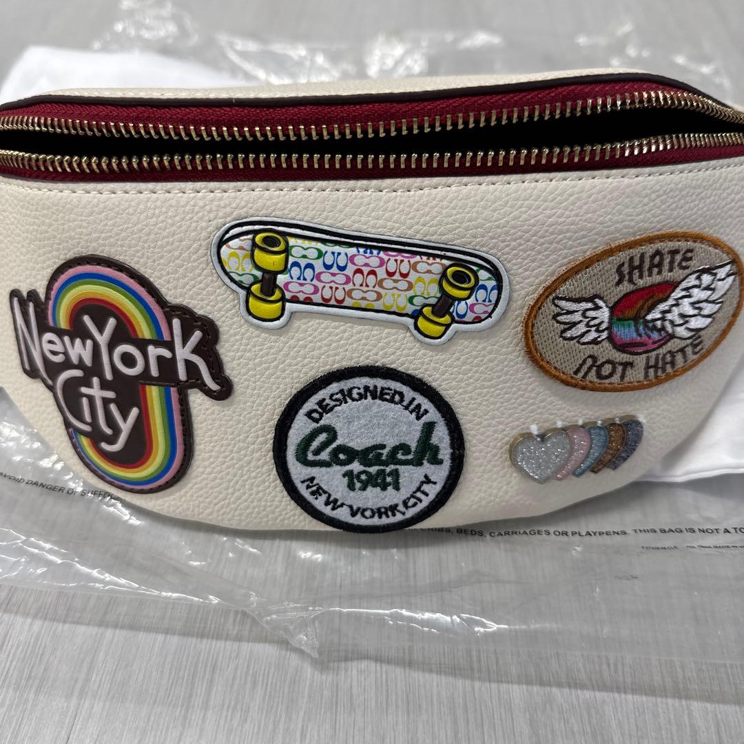 Coach ボディバッグ ニューヨークデザイン