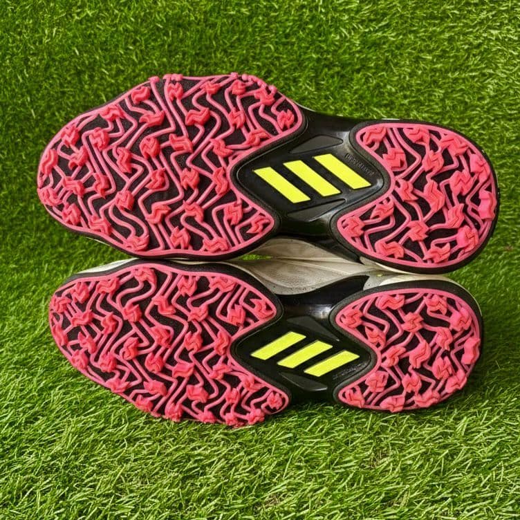 美品 adidas ゴルフシューズ コードカオス25 ボア