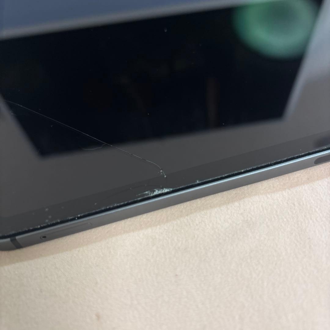 亀太郎　iPad Pro 11inch 256GB 第3世代