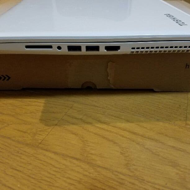 美品dynabook T75 2015秋冬モデル15.6型フルHD液晶