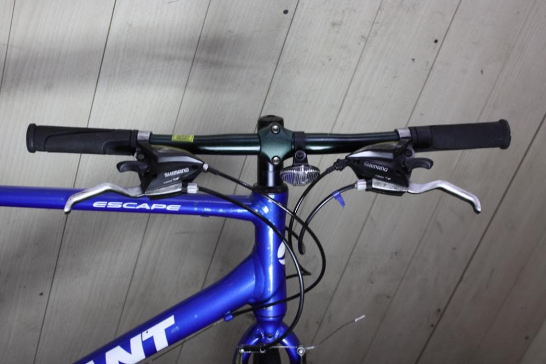 GIANT ESCAPE R3 700C アルミ 24速 500mm 青色クロス