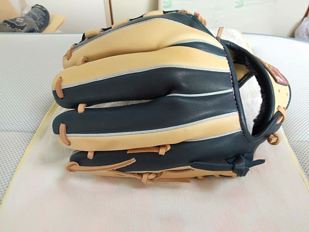 源田モデル軟式グローブ　源田モデル　内野　ショートセカンド用