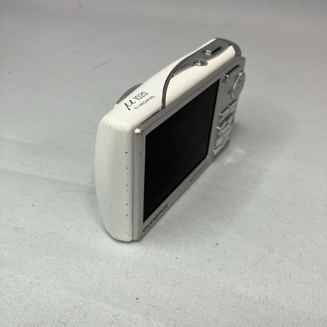 ≪美品≫OLYMPUSデジカメ u1020 ホワイト 充電器付き 1010万画素