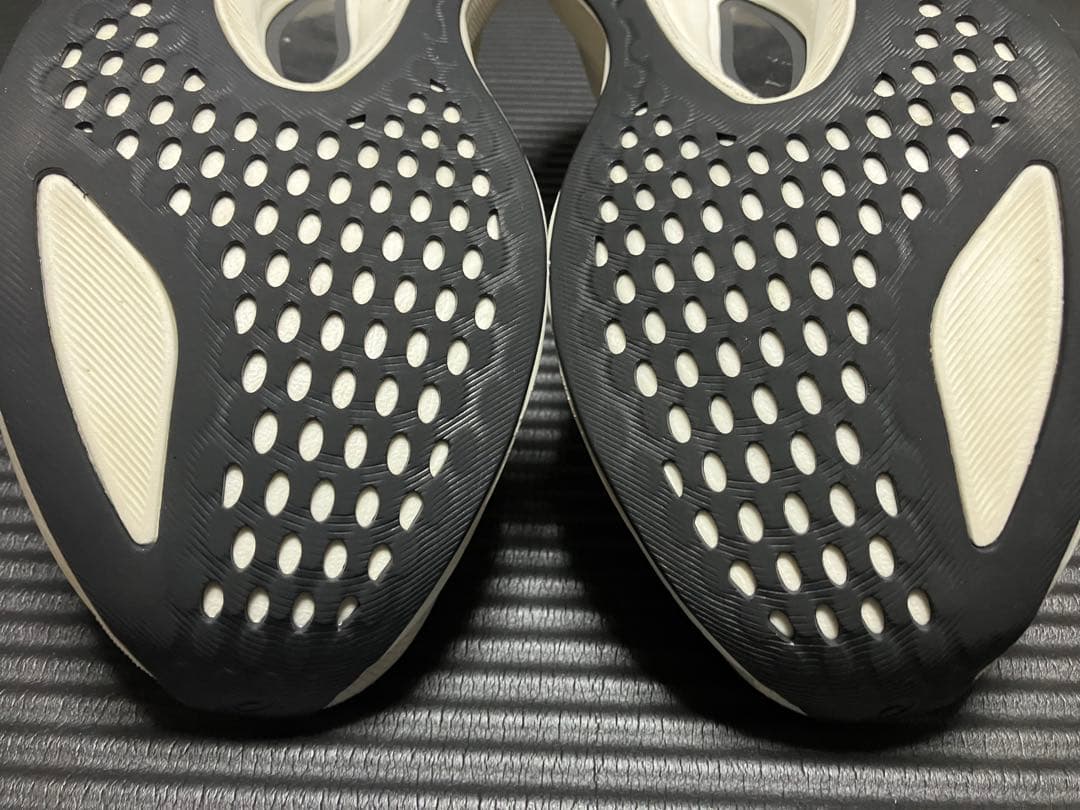 アシックス　マジックスピード4 28.0cm 2E