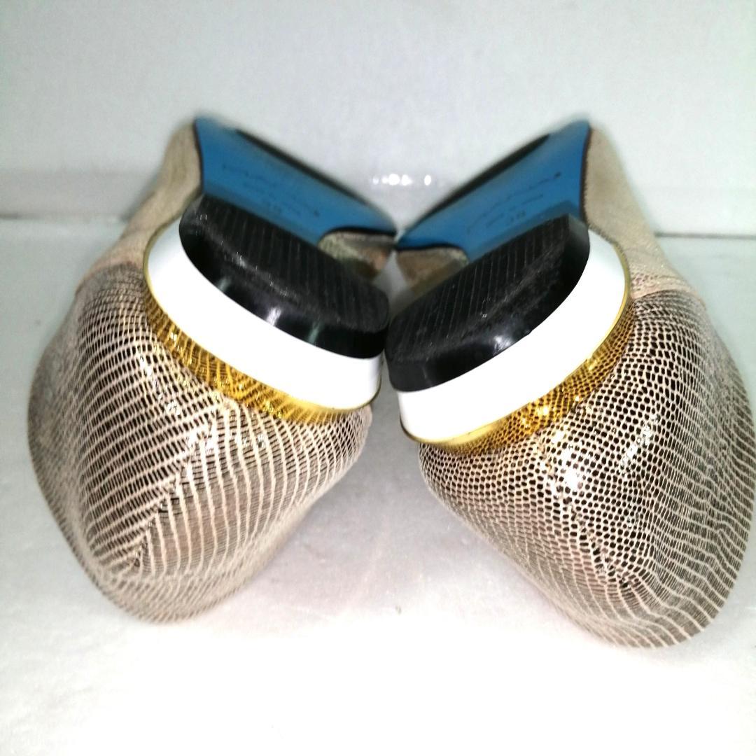 mana vカット　パンプス フラットシューズ