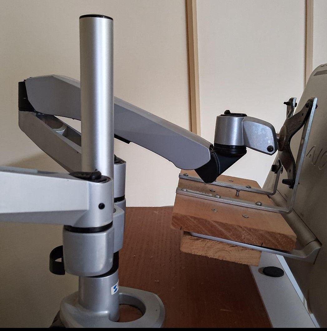 ⑦SANWA SUPPLY CR-LA1007 デュアルモニターアーム