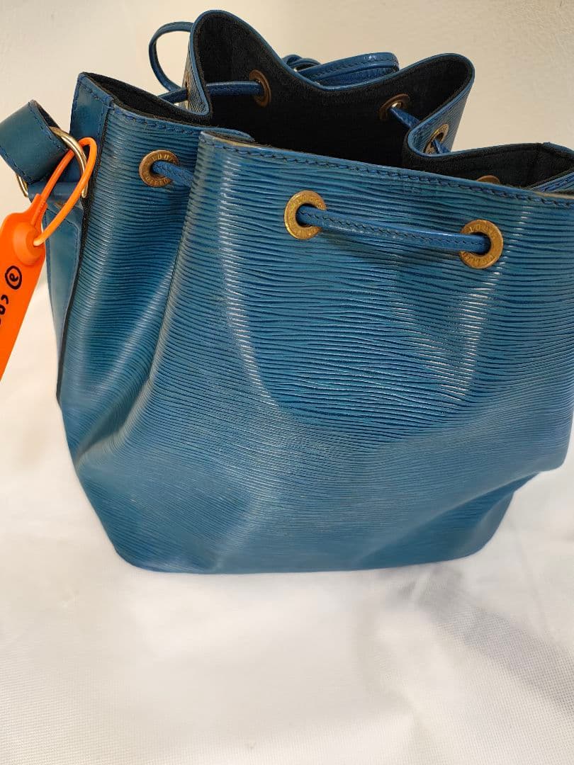 青 エピレザー バケットバッグ ショルダー付き