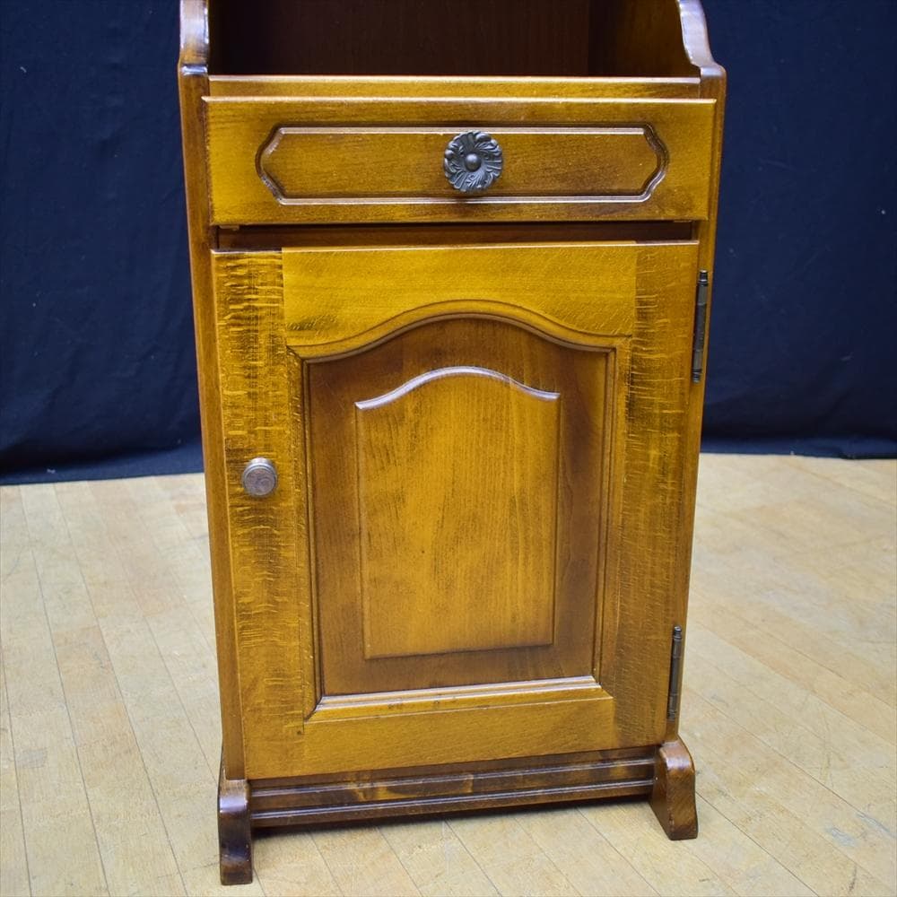 カリモク　コロニアル　電話台　FAX台　飾り棚　花台　棚　ラック　キャビネット