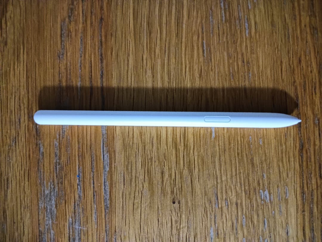 Galaxy Tab S10 FE+（純正キーボード＋Sペン付き）