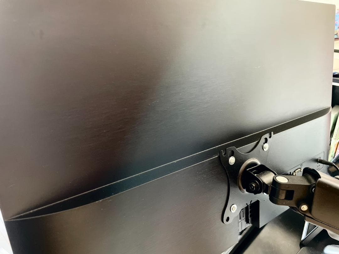 27インチ 液晶ディスプレイ　ILD-A27FHD-B アイリスオーヤマ