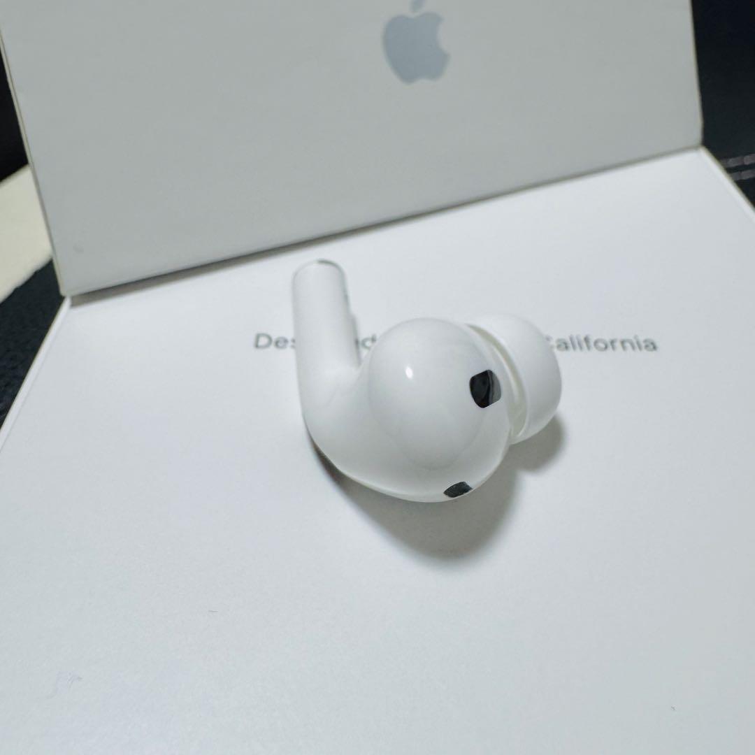 Apple AirPods Pro 第2世代 右耳のみ 67