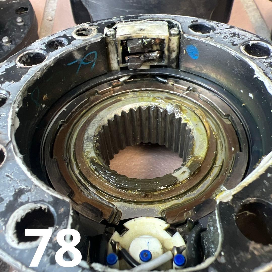 パワーロッキングハブ　難あり中古品 78プラド 73ランクル用