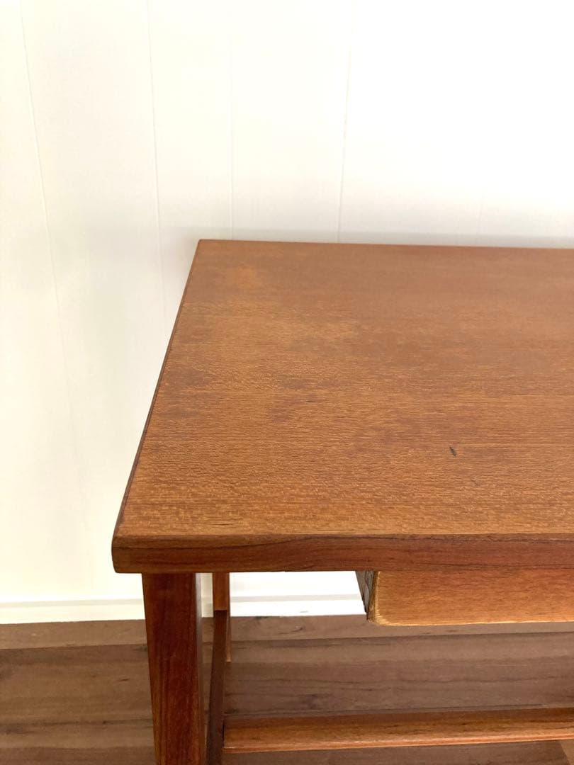 【週末sale】木製の片袖机　ヴィンテージ　昭和レトロ　取っ手交換済み