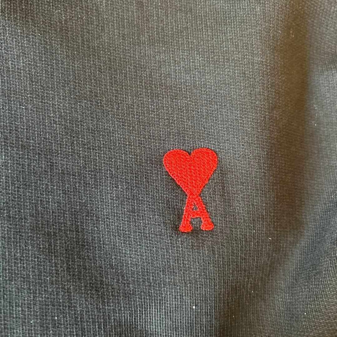アミパリス　スウェット　AMI DE COEUR SWEATSHIRT