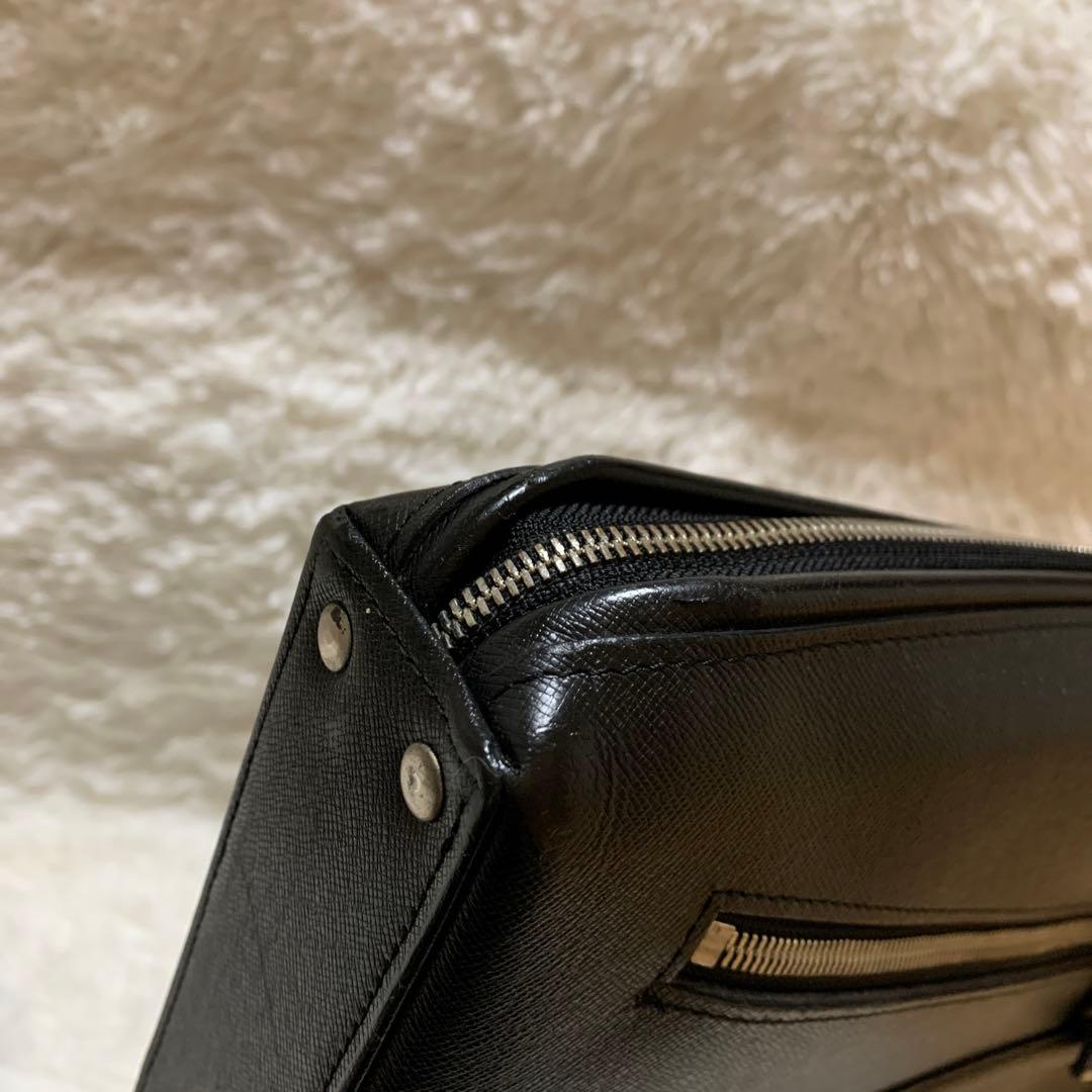 ポーター アベニュー ブリーフケース 薄型でスマート、カッコいい！送料込み！