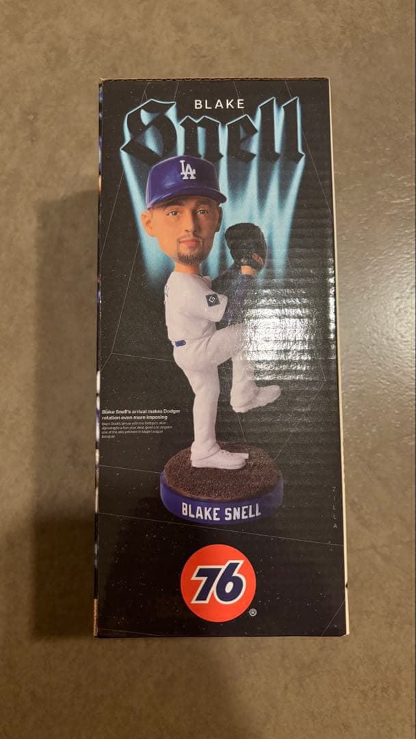 2025/6/16配布　ロサンゼルス・ドジャース ブレイク・スネル フィギュア