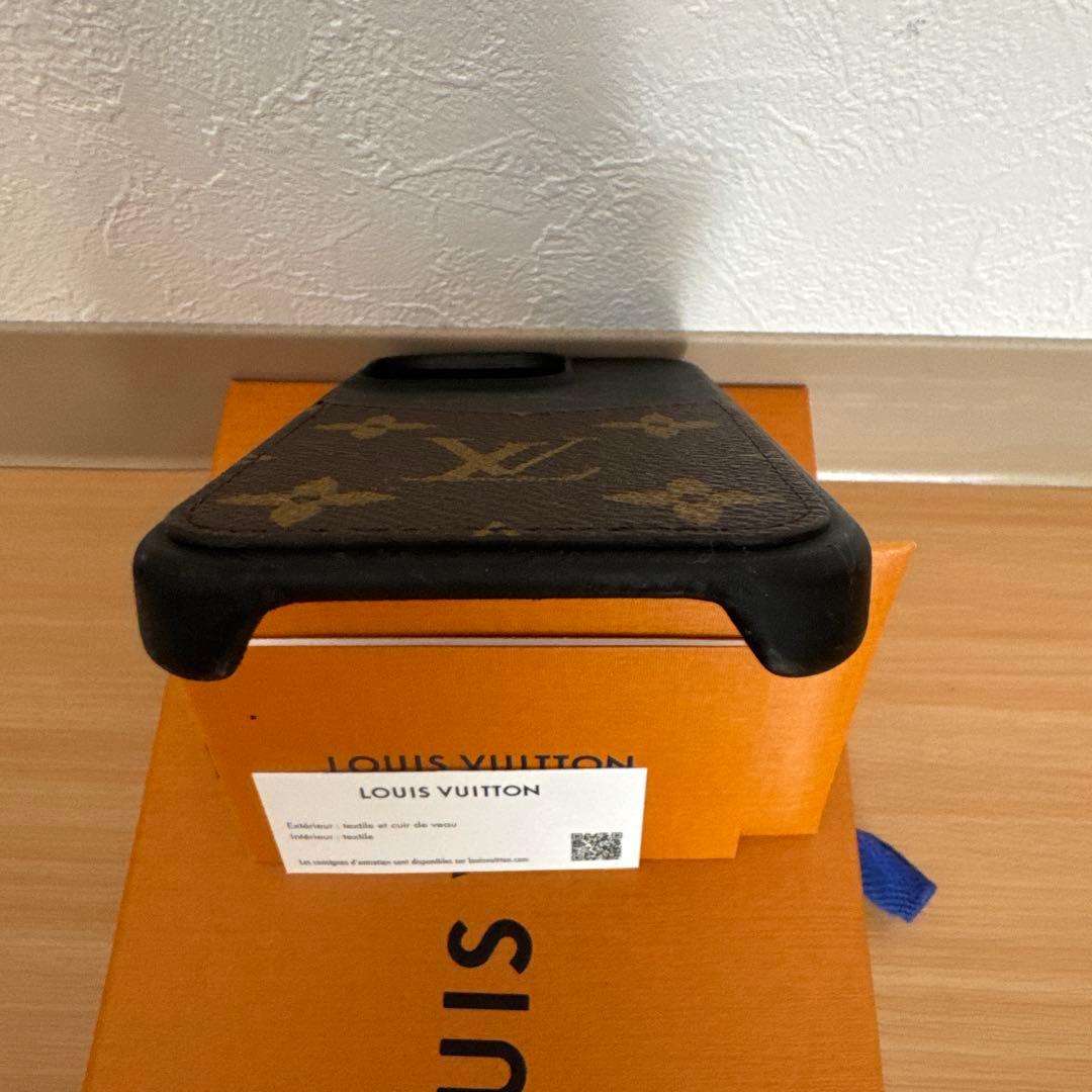 ルイヴィトン モノグラム iPhone15Pro バンパー　ケース　付属品付き