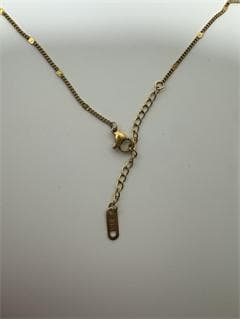 《日本製》K18ゴールドチェーンネックレス ビーズ装飾付き2.2g