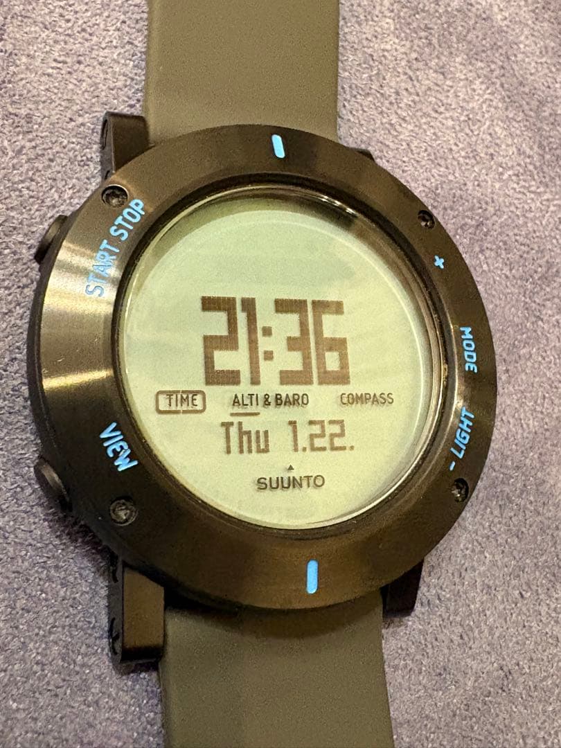 SUUNTO スント　コアクラッシュ　ブルー