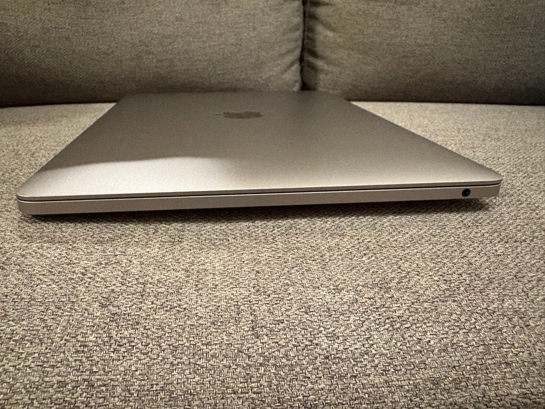 MacBook Pro 13 2019 16GB/256GB バッテリー良好