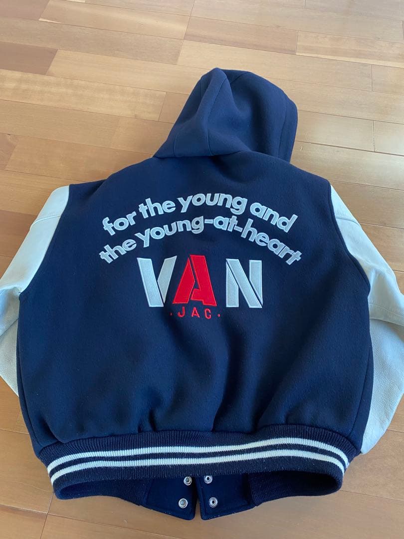 VAN ジャケット