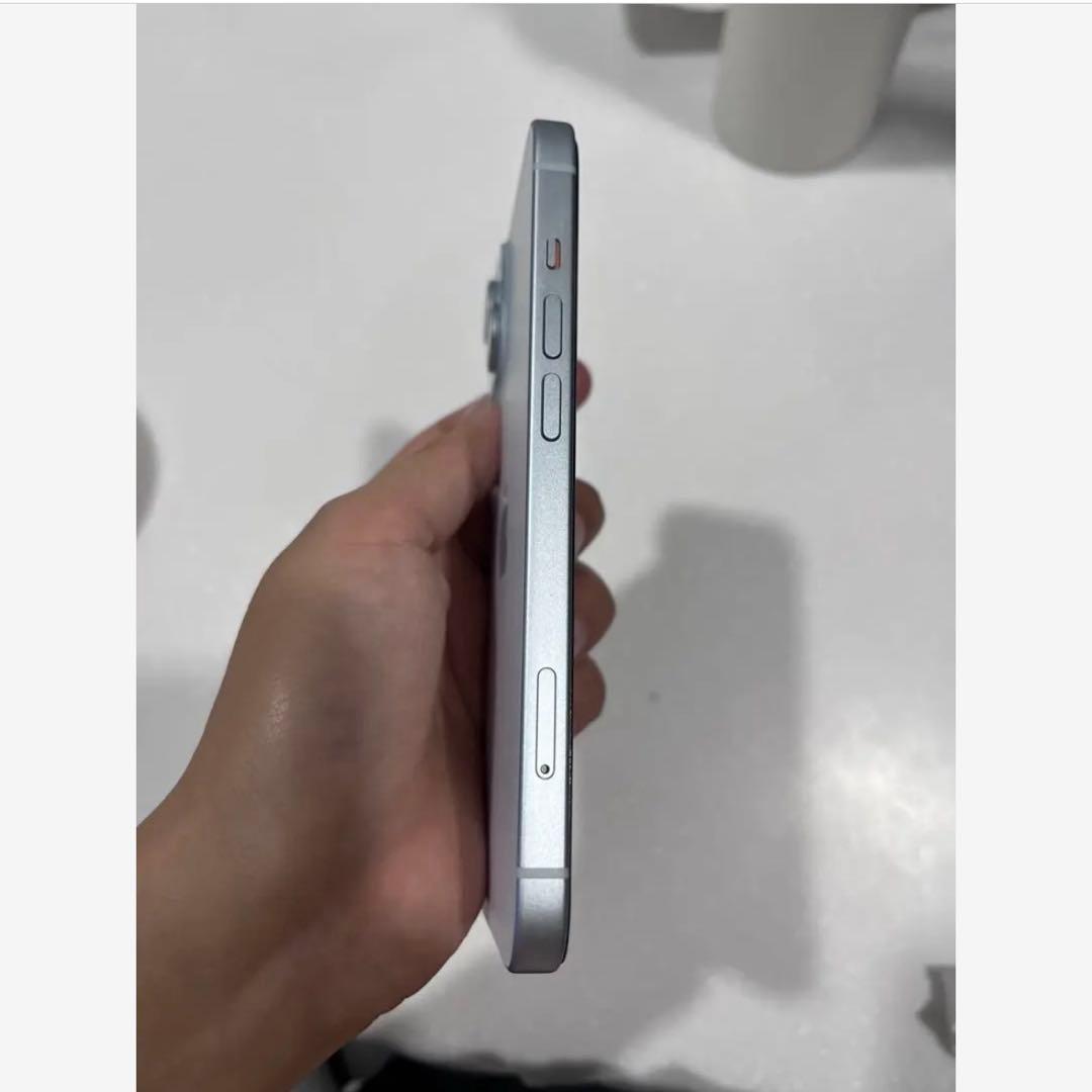 【値下げ】 iPhone 15 128GB SIMフリー ホワイト