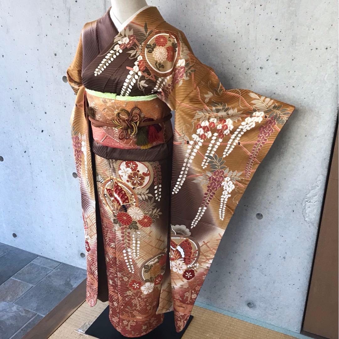 【帯サービス】正絹　振袖　花蝶に金箔　　染め分け