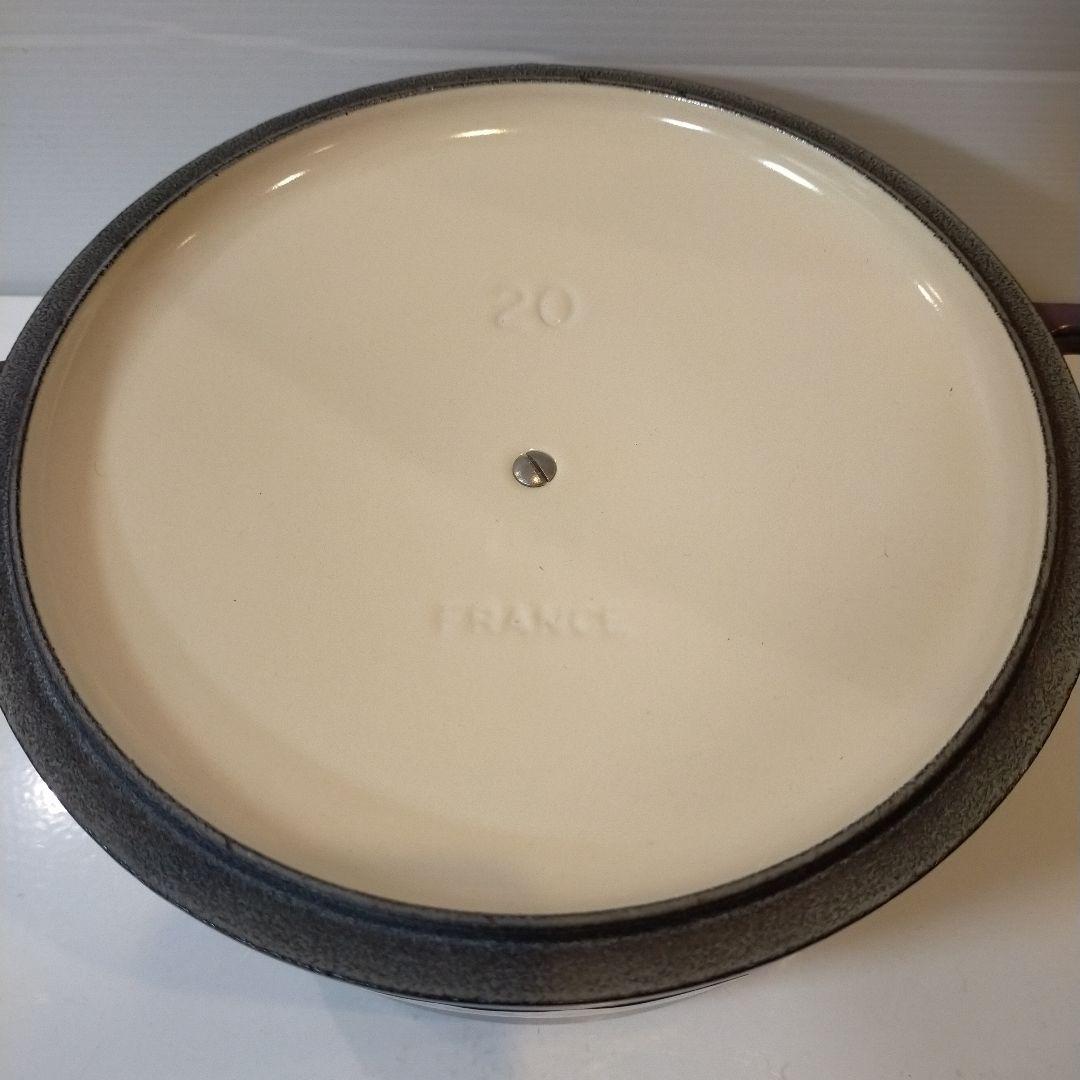 【新品未使用】LE CREUSETココットロンド 両手鍋 アメジスト20cm