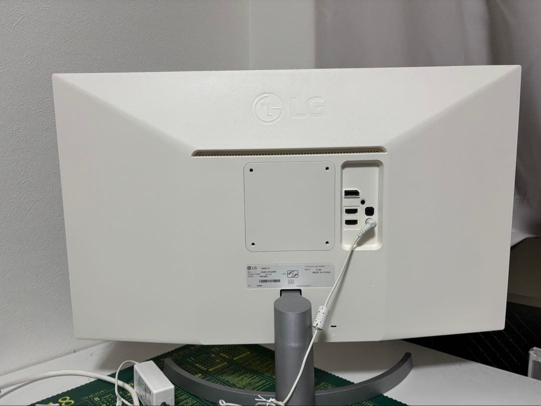 27インチ4K LGゲーミングモニターディスプレイ27UL500-W