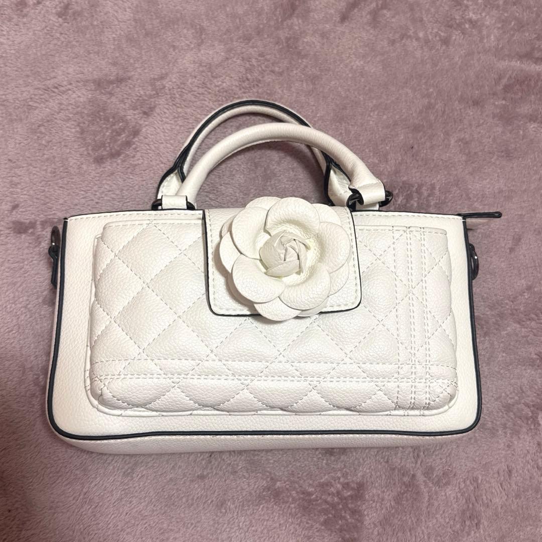 riu Rose phone bag ショルダーバッグ 白 ホワイト