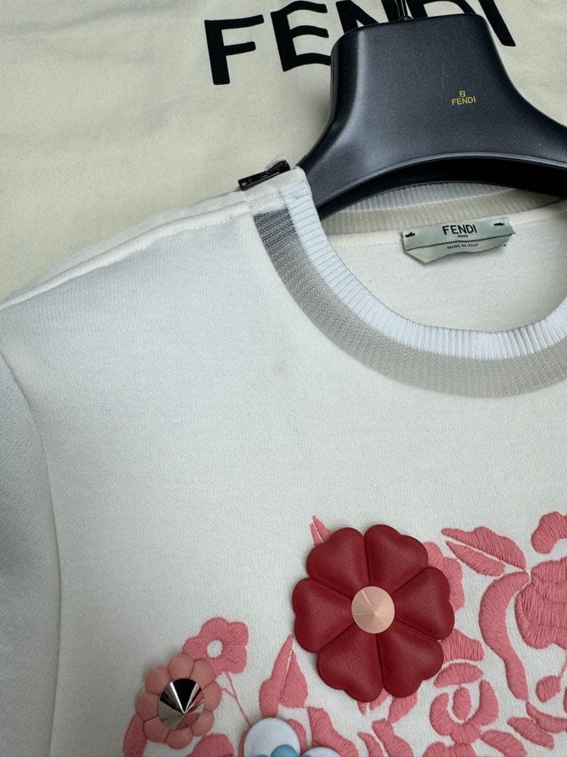 FENDI トップス　トレーナー　スウェットシャツ　アイボリー 花柄　サイズ38
