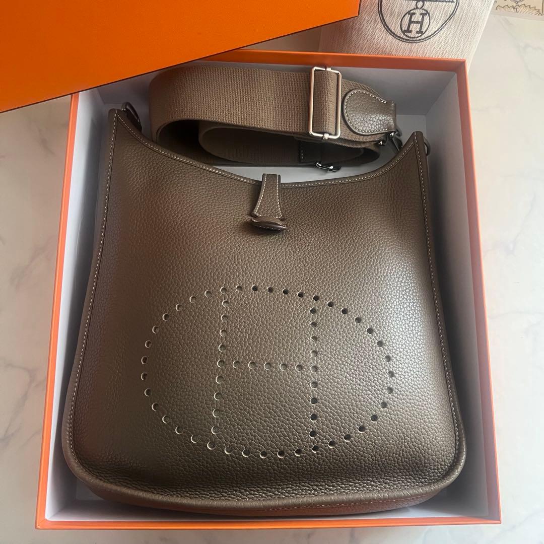 極美品　HERMES 【エブリン3PM】エトゥープ　ショルダーバッグ　エヴリン