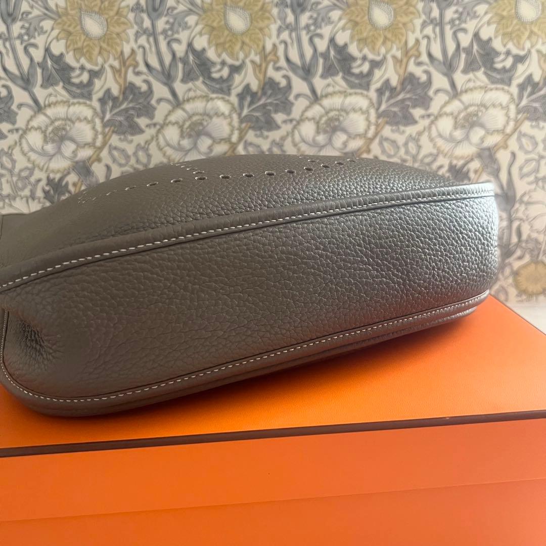 極美品　HERMES 【エブリン3PM】エトゥープ　ショルダーバッグ　エヴリン