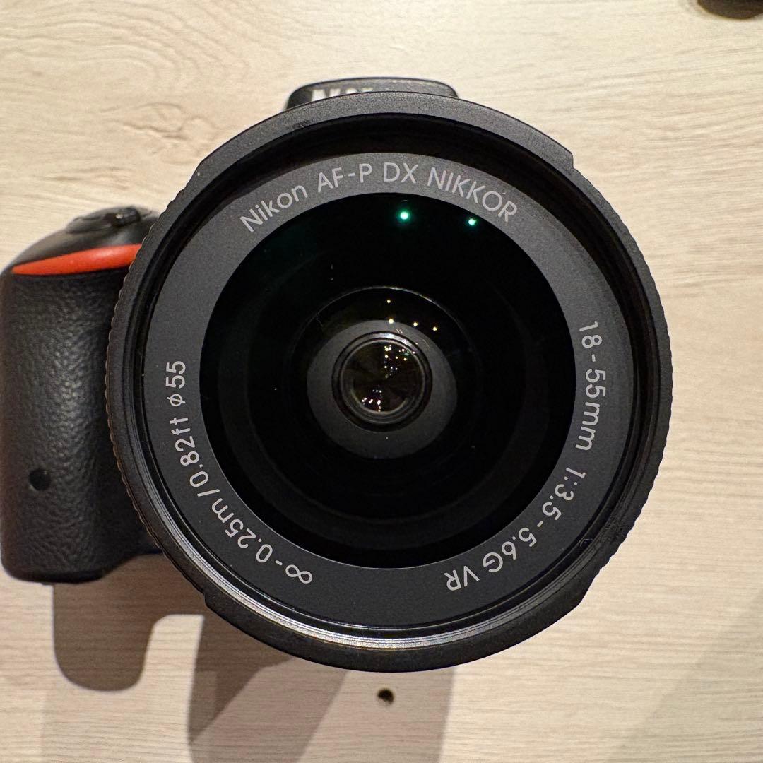 Nikon D5500＋レンズ2本（単焦点 35mm f/1.8G ＆ ズーム）