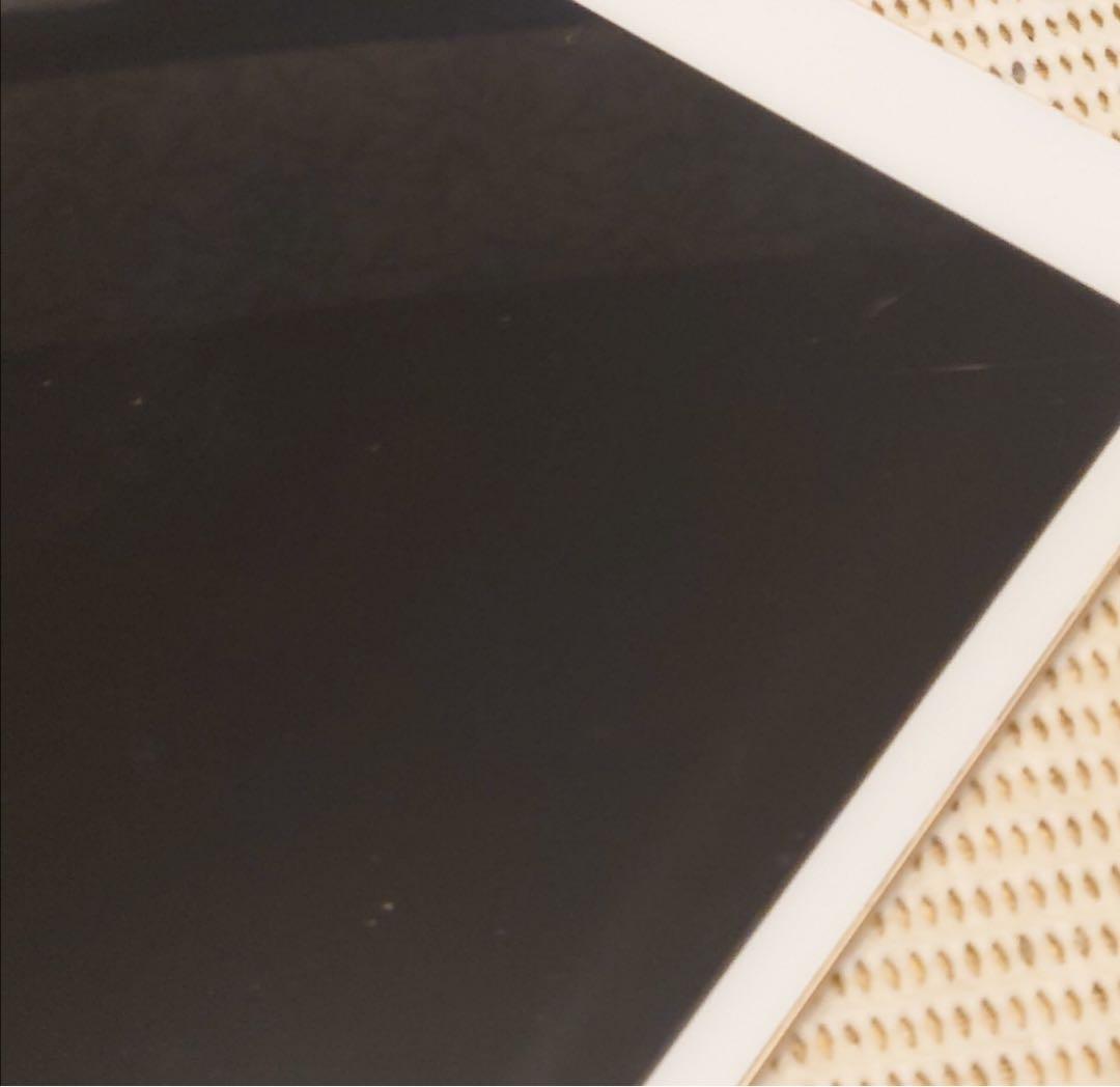 M5HMF動作品iPad第7世代(A2197)本体32GB送料込ジャンク品