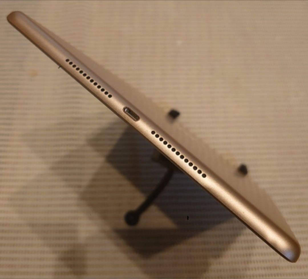 M5HMF動作品iPad第7世代(A2197)本体32GB送料込ジャンク品