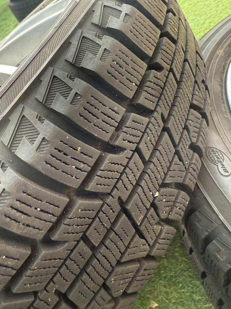 ま*さ様 155/65R14スタッドレスタイヤホイールセット