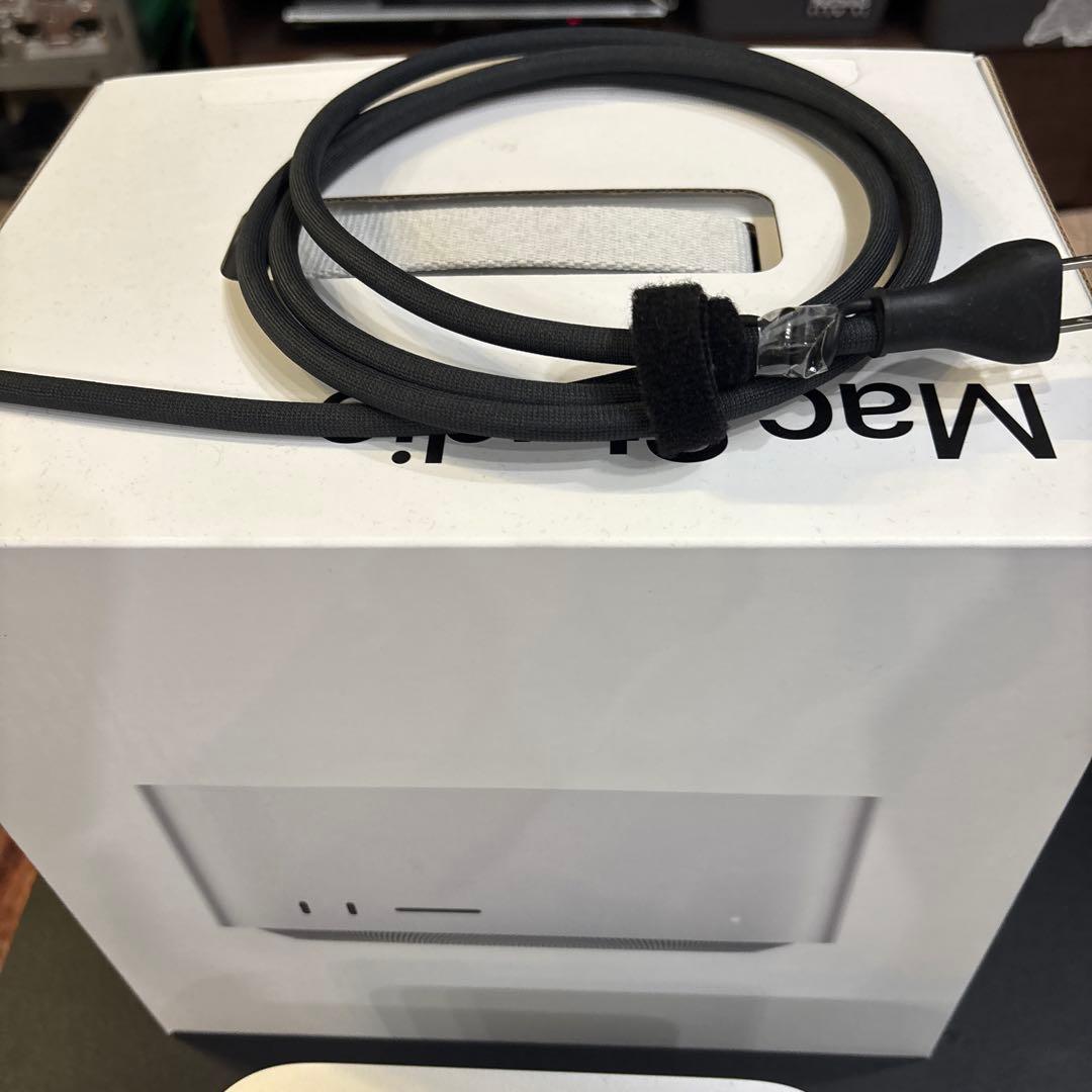 美品 Apple Mac Studio 512GB MJMV3J/A