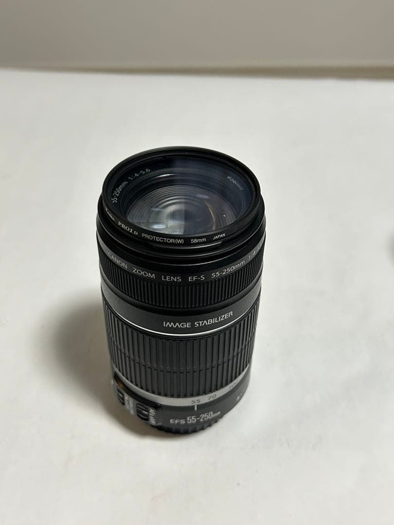CANON　EF-S 55-250mm F4-5.6 IS