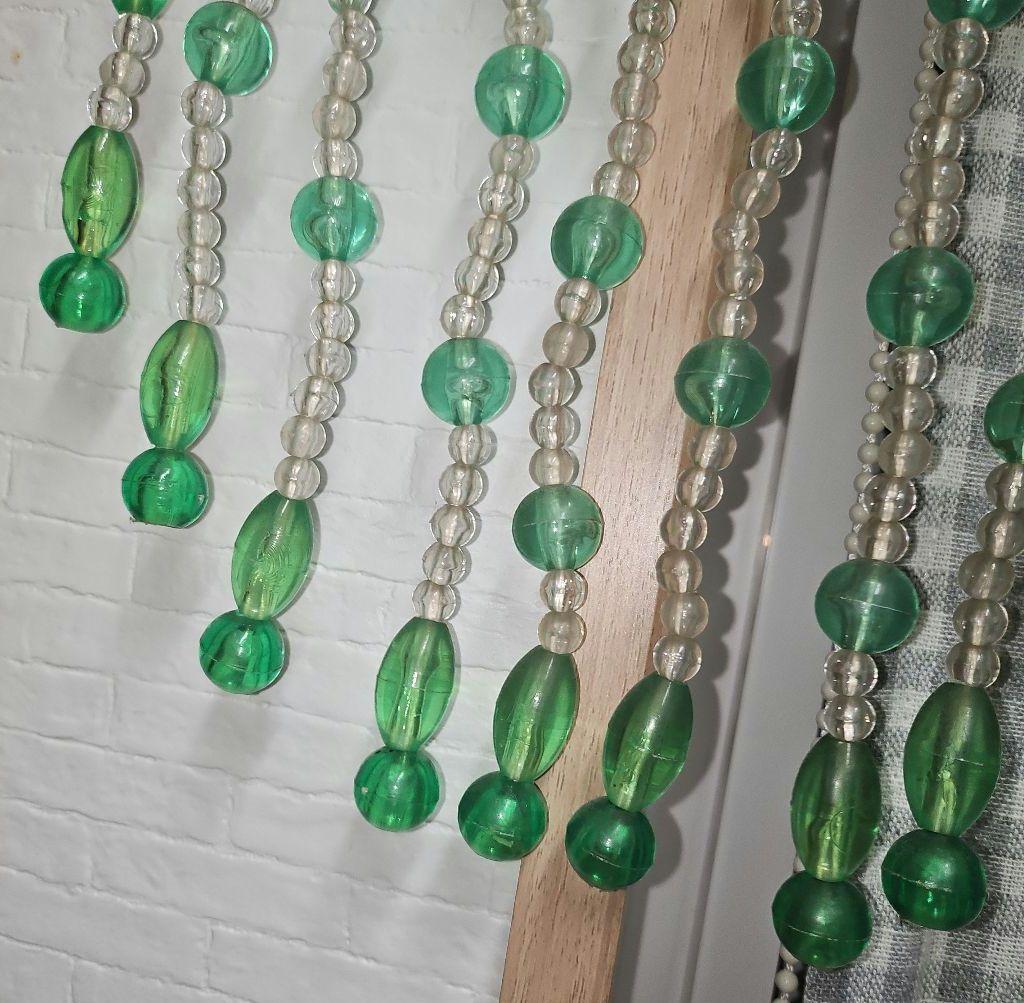 昭和レトロ　ビーズのれん　レトロポップ　玉暖簾　当時物　緑色　珠暖簾　グリーン