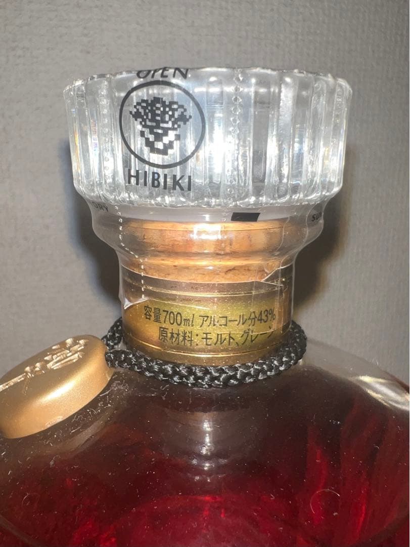 SUNTORY ／サントリー響　旧ボトル 裏ゴールドラベル 未開栓古酒