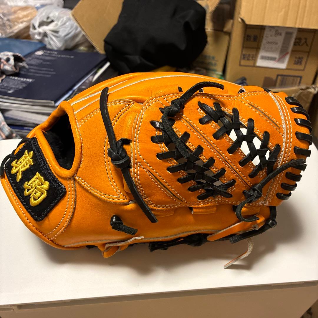 東駒　硬式用　内野手用　BUG-X6 日本製　未使用