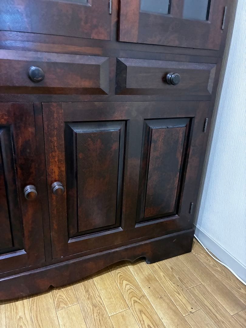 ☆送料込み☆ 民芸　民藝　木製食器棚 ダークブラウン ガラス扉付き