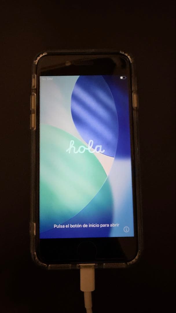 iPhone SE 第3世代128GB SIMフリー