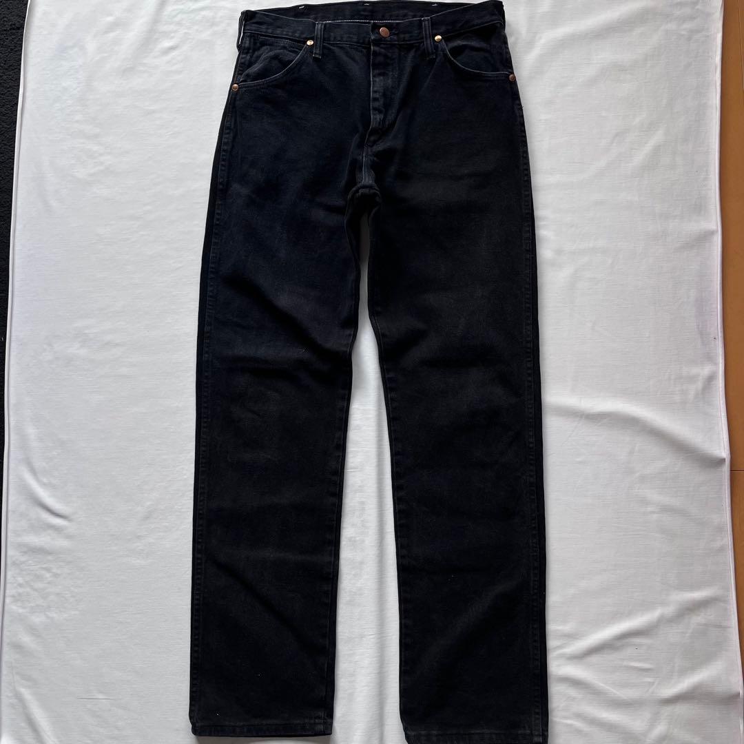Wrangler 13MWZ ブラックデニムパンツ W32