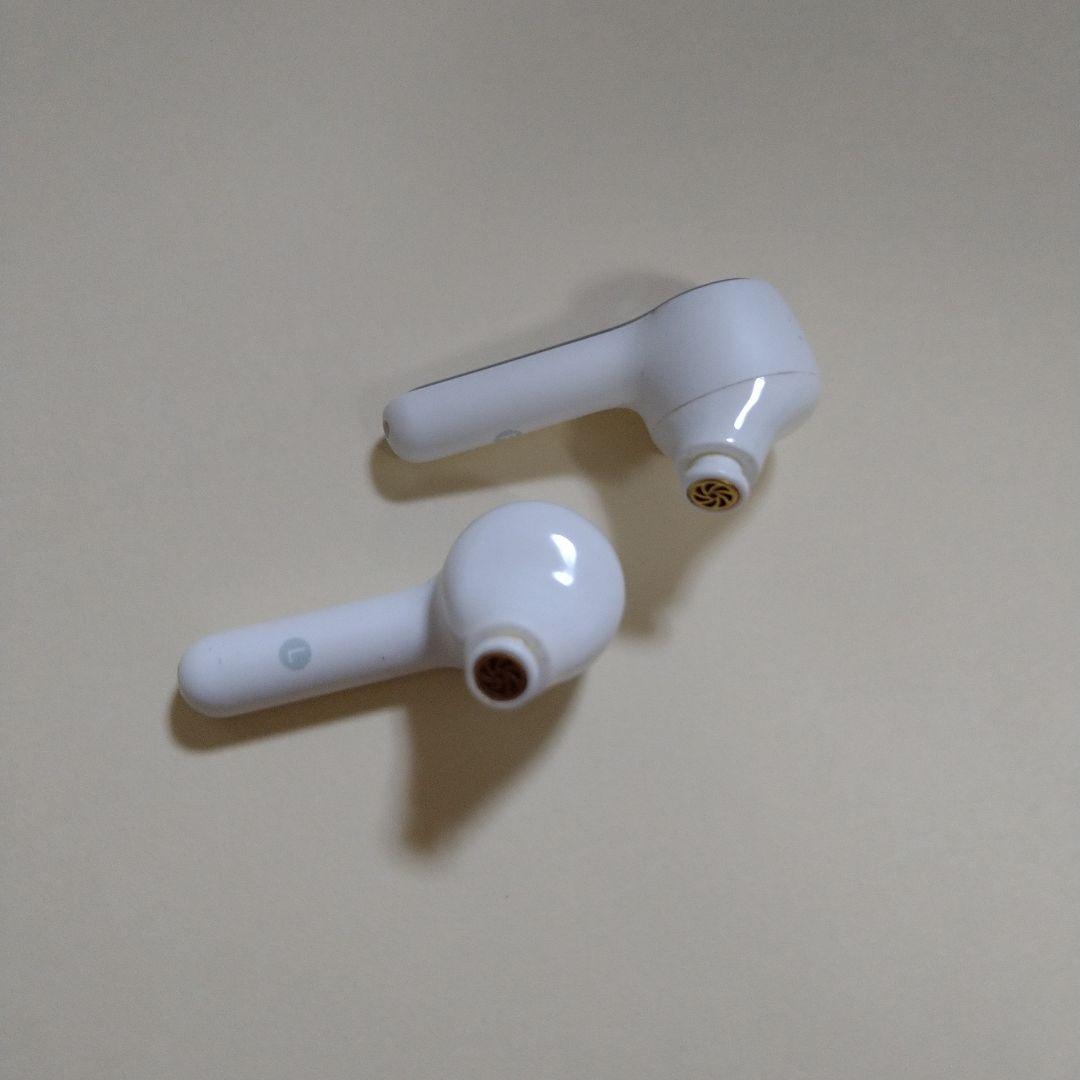 イヤホン等色々　 下記欄、確認お願いいたします。