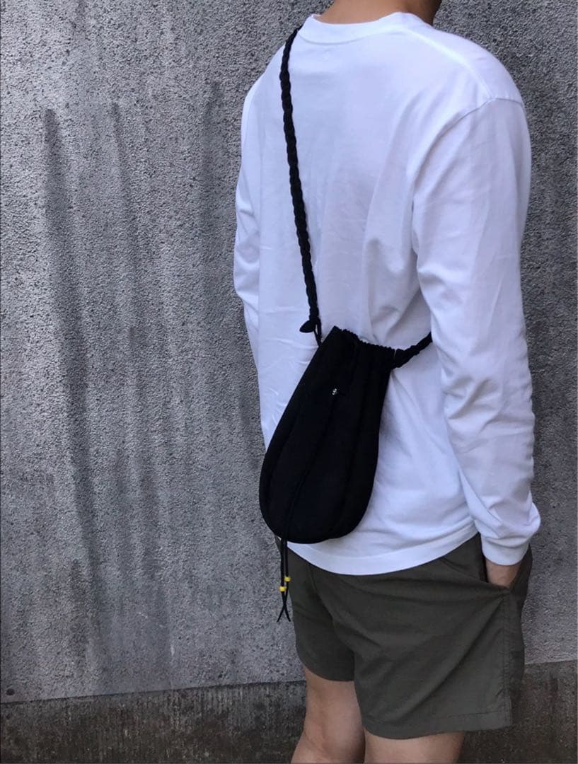 レザーショルダーバッグ※初期キズあり