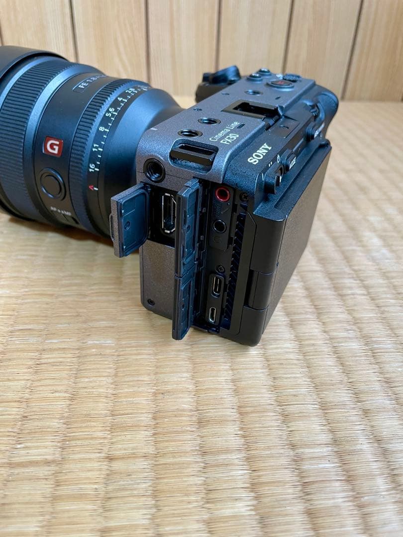 sony FX30 cinema Line SEL14F18GM XLRハンドル