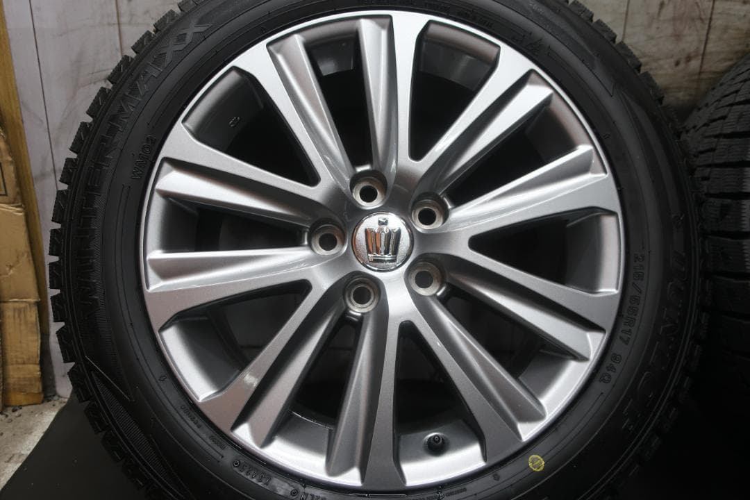 2025年 スタッドレス ダンロップ 215/55R17 クラウン アスリート